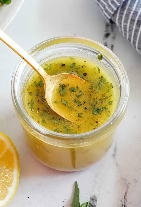 4oz Signature Tarragon Vinaigrette